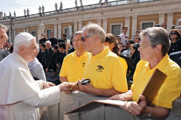 Ergo-Line erreicht Benedikt XVI.