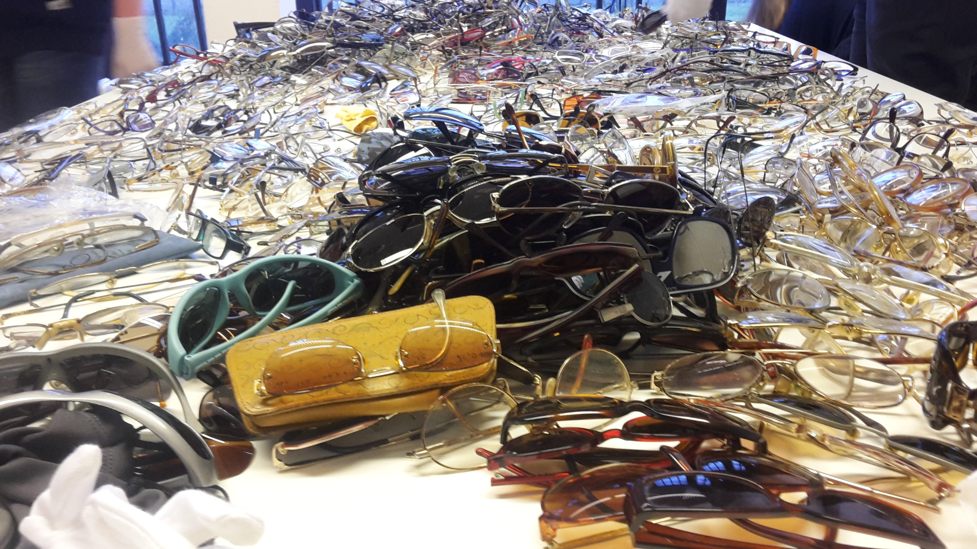1005 Brillen für Berliner Bedürftige gespendet